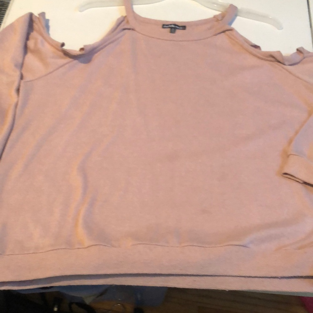 Charlotte Russe  size 2x pink cold shoulder sweatshirt